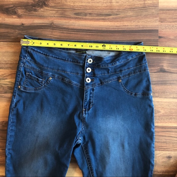 Rue21 high waist jeans - Picture 5 of 5